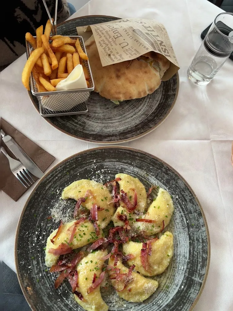 NoLé Pizzeria Restaurant_Monguelfo_slider_image_2