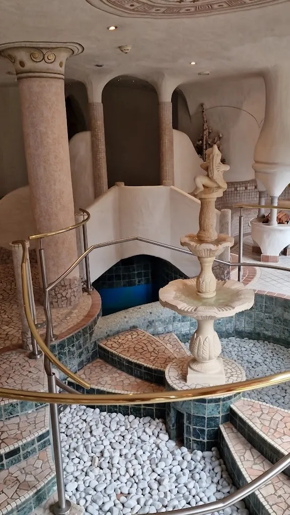 Hotel Weisses Lamm / Agnello Bianco restaurant in Monguelfo