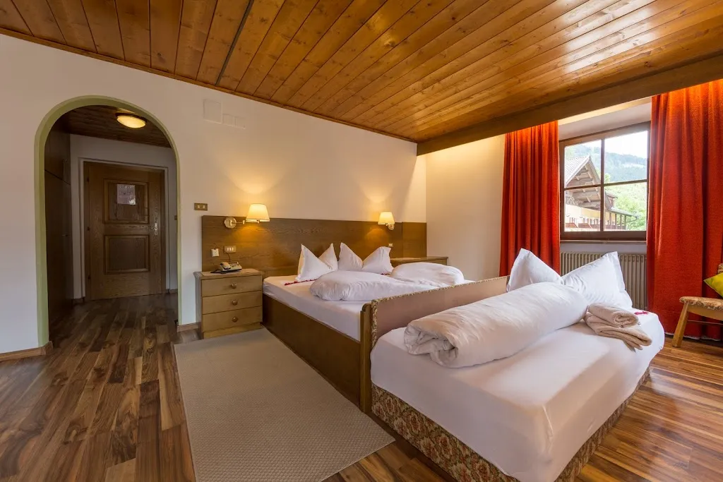 Hotel Weisses Lamm / Agnello Bianco_Monguelfo_slider_image_2