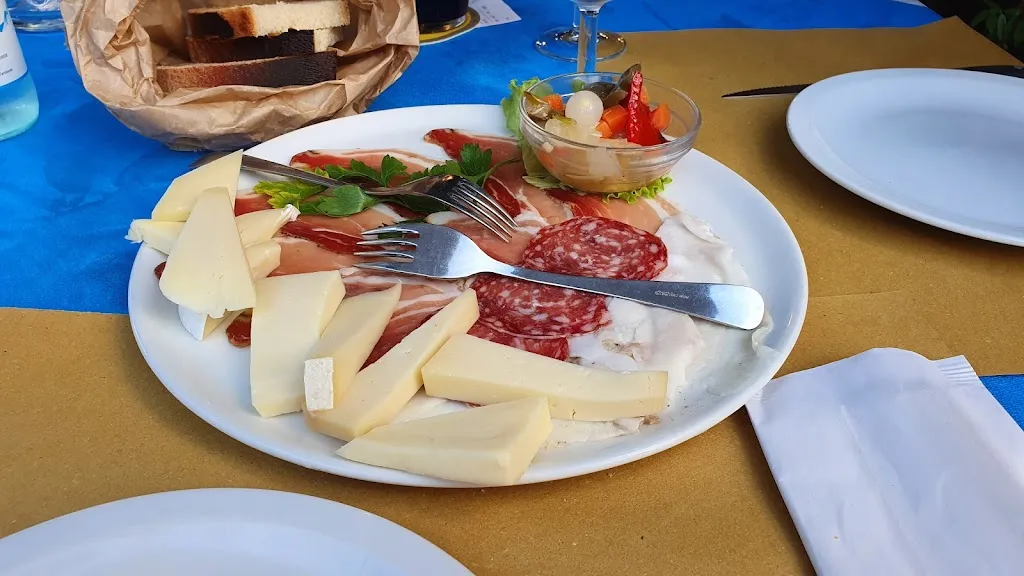 La Passeggiata bottega della pizza_Molina di Ledro_slider_image_3