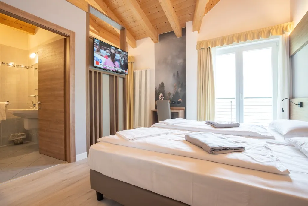 Hotel & Panoramic Restaurant San Carlo_Molina di Ledro_slider_image_2