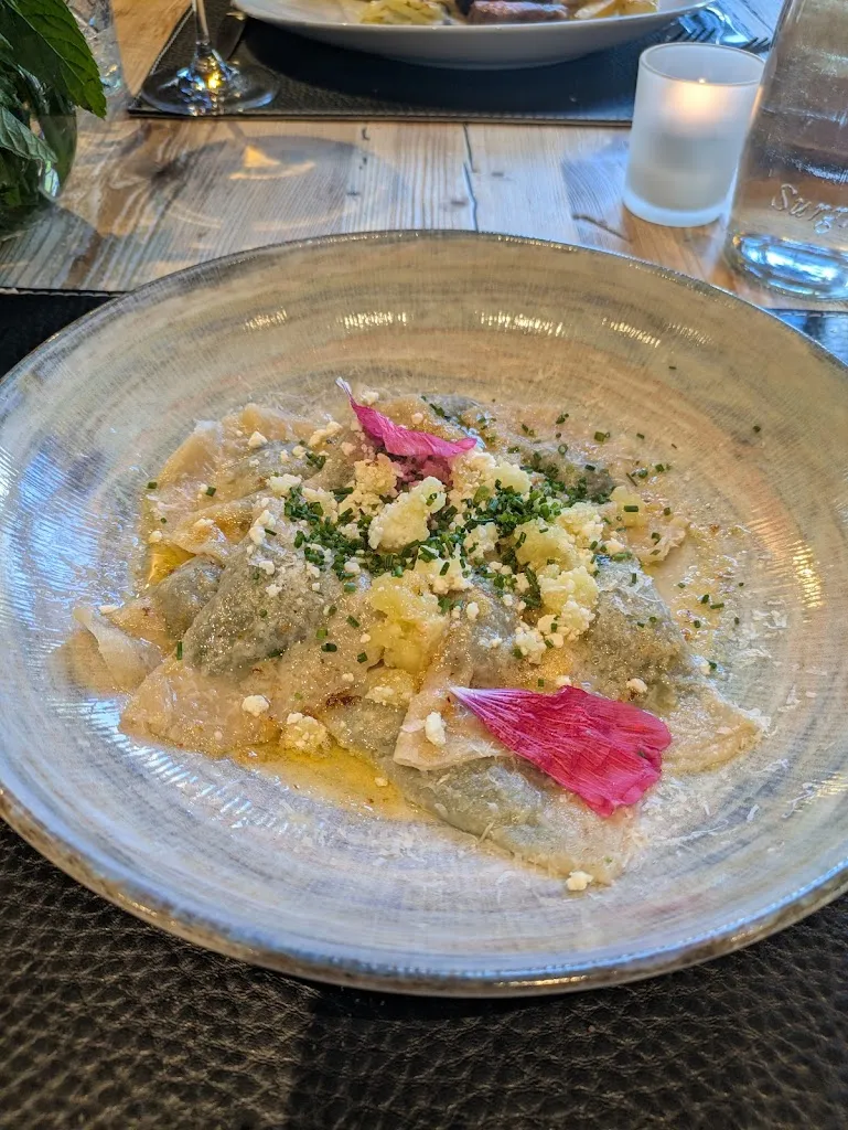 Marek Czajkowski_Malga Roncac_Moena_review