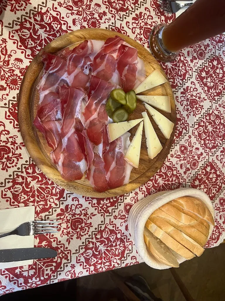 Riccardo Accorsi_el Rebechin_Moena_review