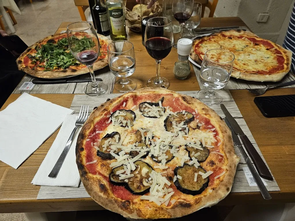 Sandro_Ristorante Pizzeria Aria Corte Antichi Sapori_Marittima_review