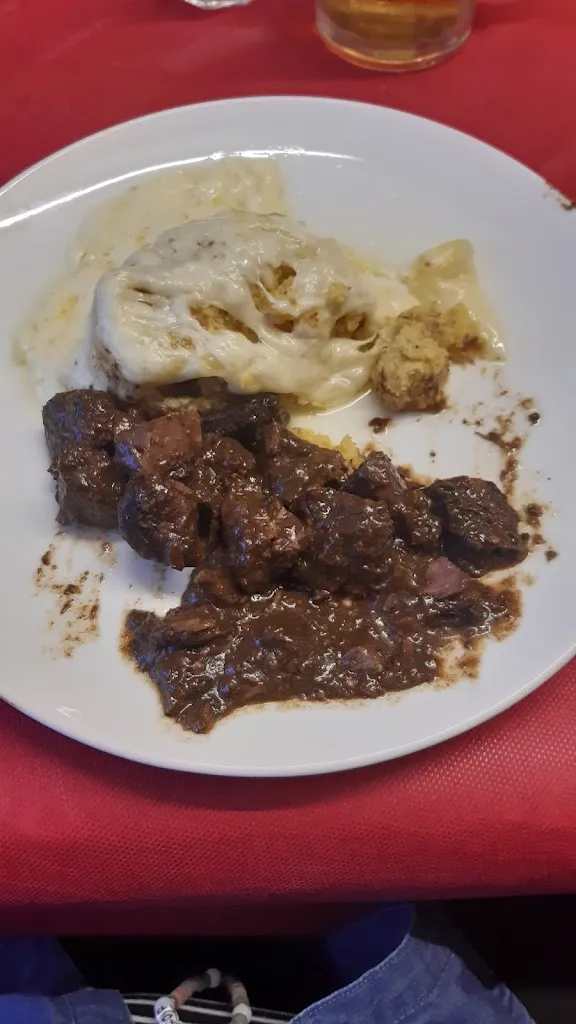 Beatrice Felloni_Agritur Malga san Pellegrino_Moena_review