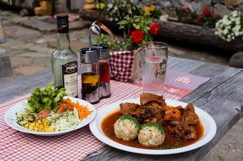 Faltmar Alm restaurant in Moso in Passiria