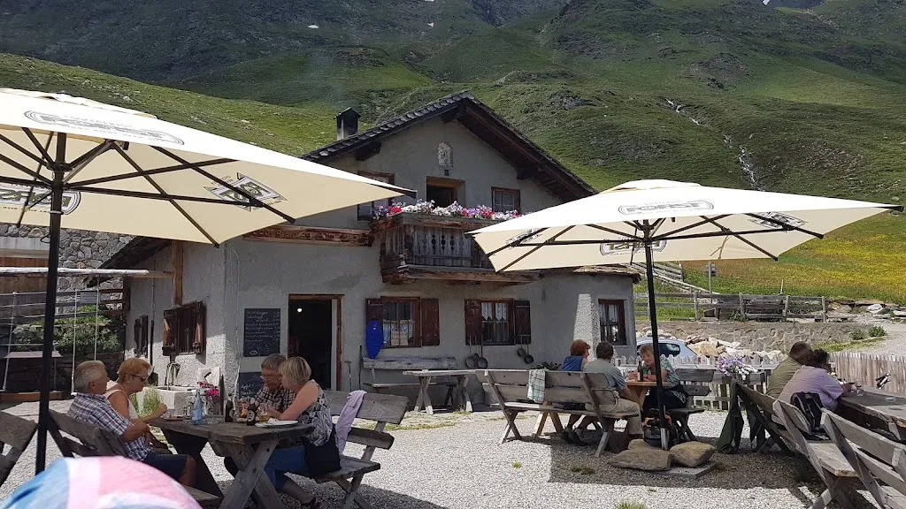 Oberglanegg Alm restaurant in Moso in Passiria