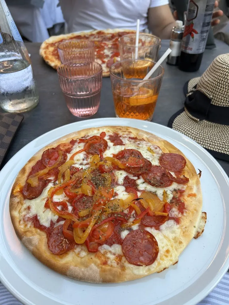 Noelka Szewczyk_Ristorante Pizzeria Al Porto/Centrale_Nago-Torbole_review