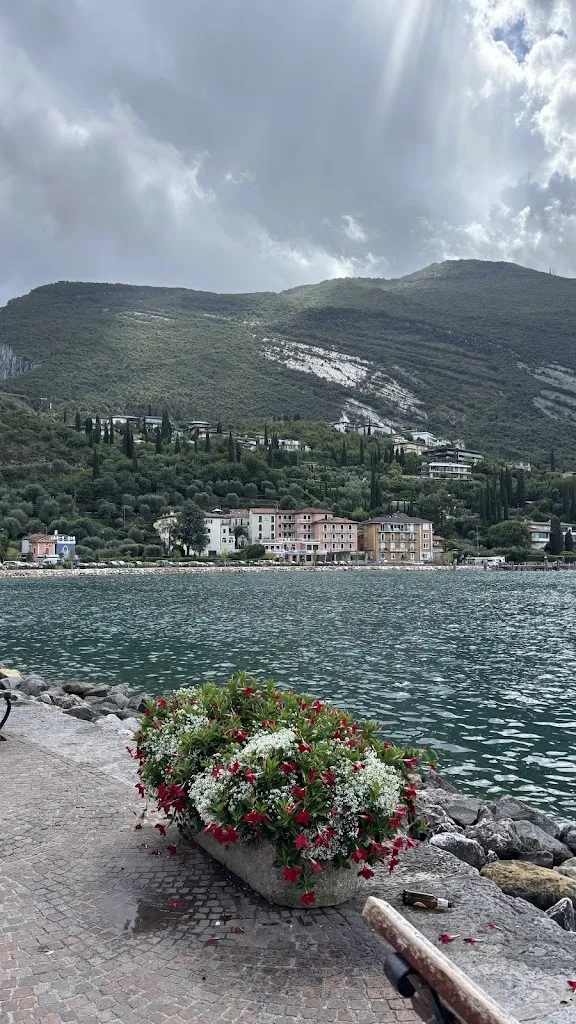 Louisa BOURGEOIS_Ristorante Pizzeria Casa Beust_Nago-Torbole_review