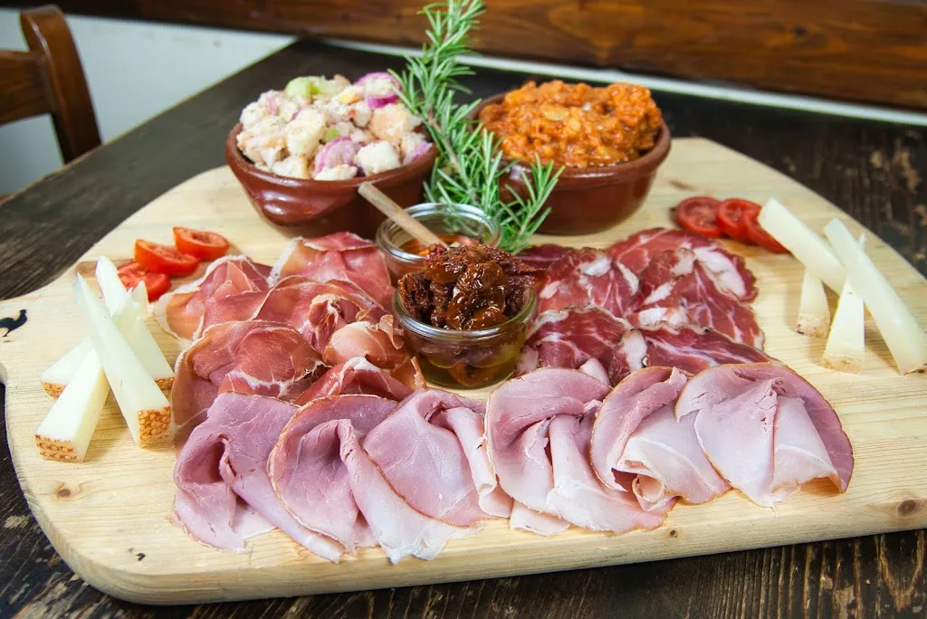 Osteria del GALLO NERO_Nogaredo_slider_image_3