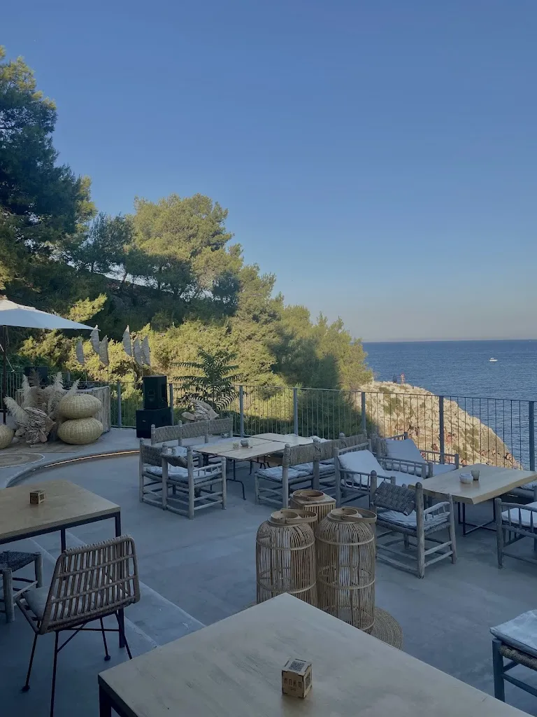 Anam Terrace restaurant in Marittima