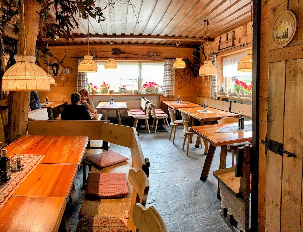 Restaurant Pizzeria Christomannos restaurant in Nova Levante