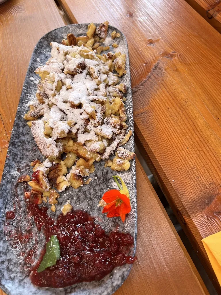 Noel Graham_Ladritscher Hof_Nova Levante_review