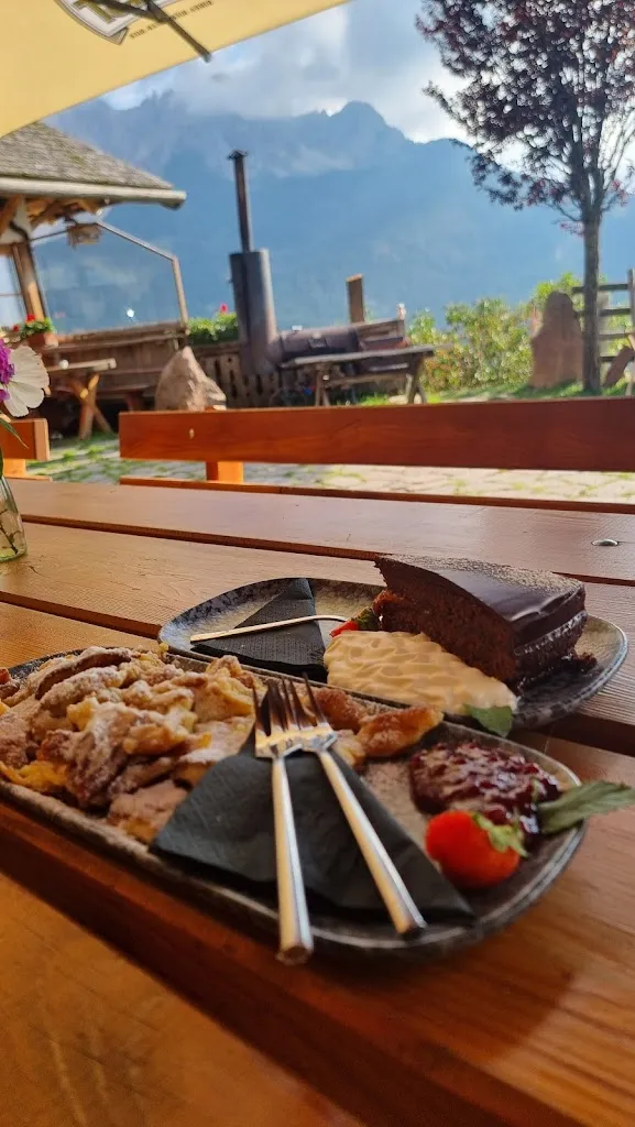 Bisshu_Ladritscher Hof_Nova Levante_review