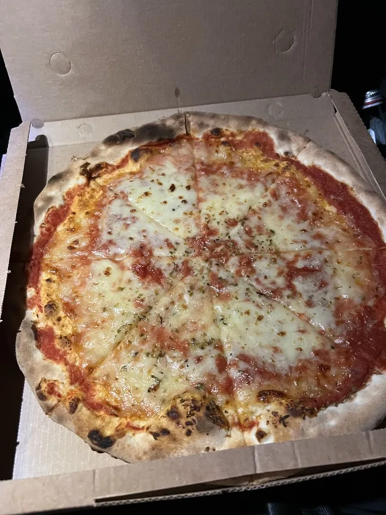 Nicholas Angelus_Pizzeria Ristorante Luna S.N.C._Nova Levante_review