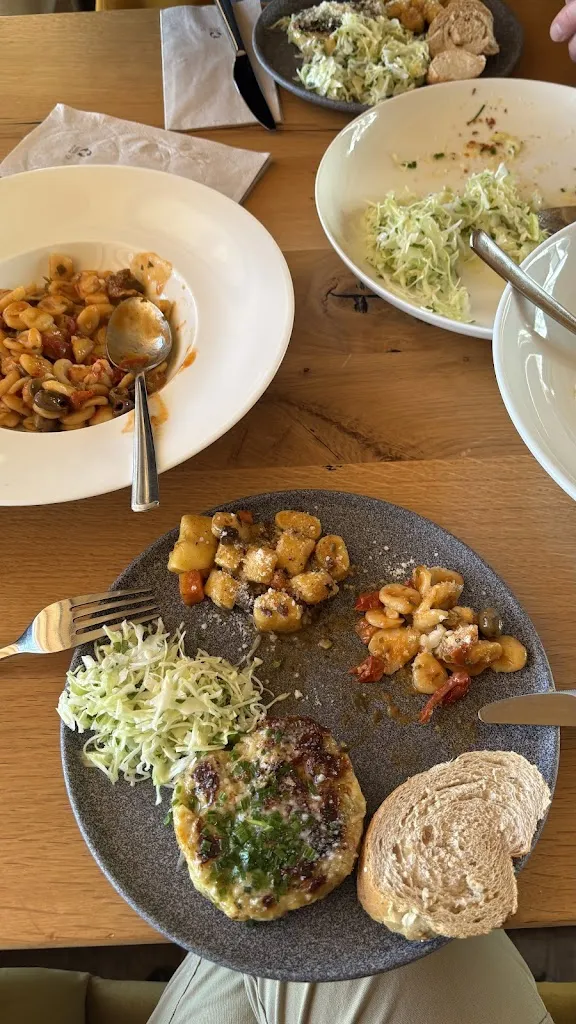 Martyna Dambrauskaite_Franzin Alm_Nova Levante_review