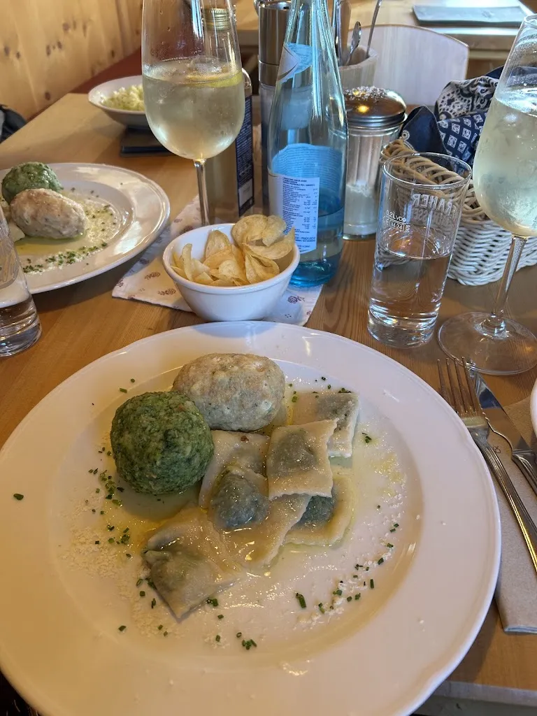 Lea Daporta_Almhütte Baita Messnerjoch_Nova Levante_review