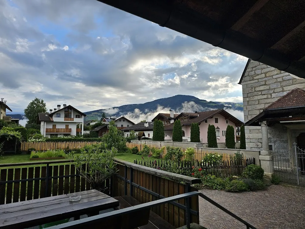 Sevastianos Sofokleous_Albergo Anich_Naz-Sciaves - Natz-Schabs_review