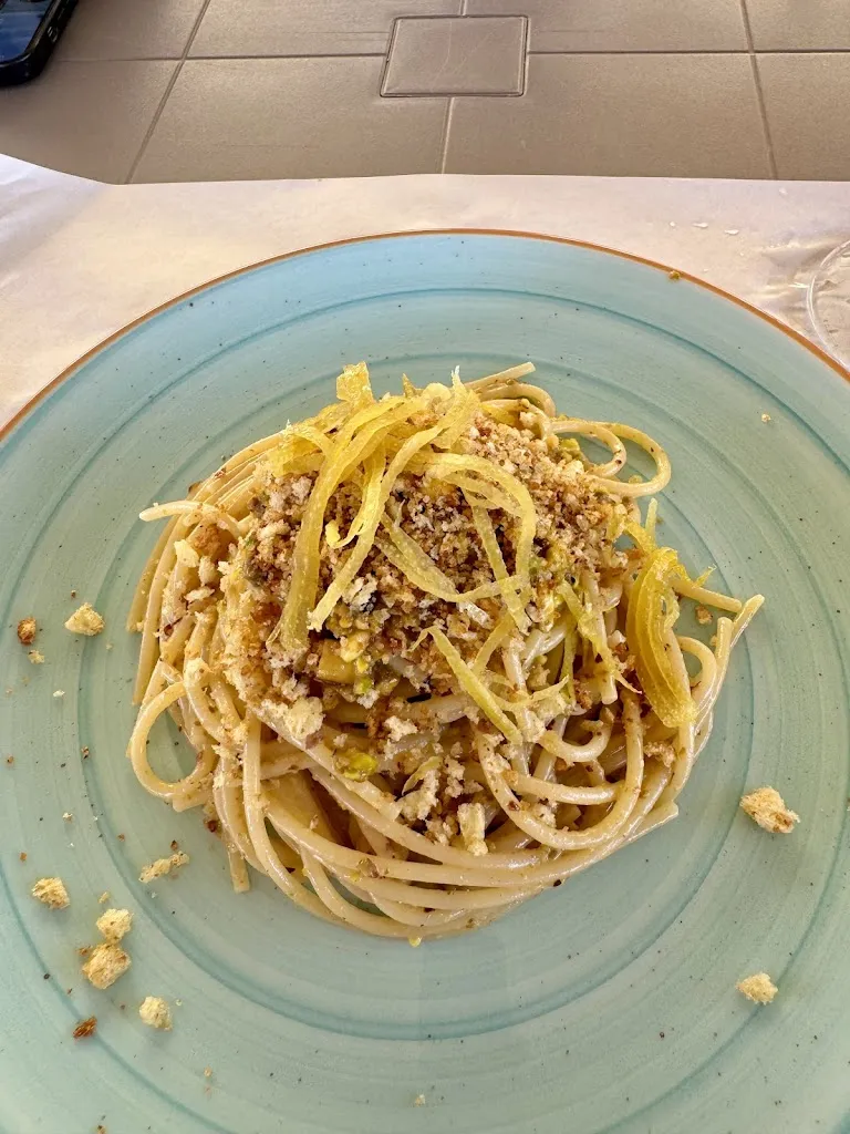 Anna Tumilty_Lido Ficò_Marittima_review