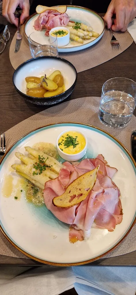 Menu_Restaurant Bar Tower Garden_Naz-Sciaves - Natz-Schabs_image_3