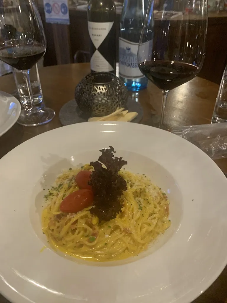 Felix Otto_Restaurant Wiedenplatzerkeller_Naturno_review