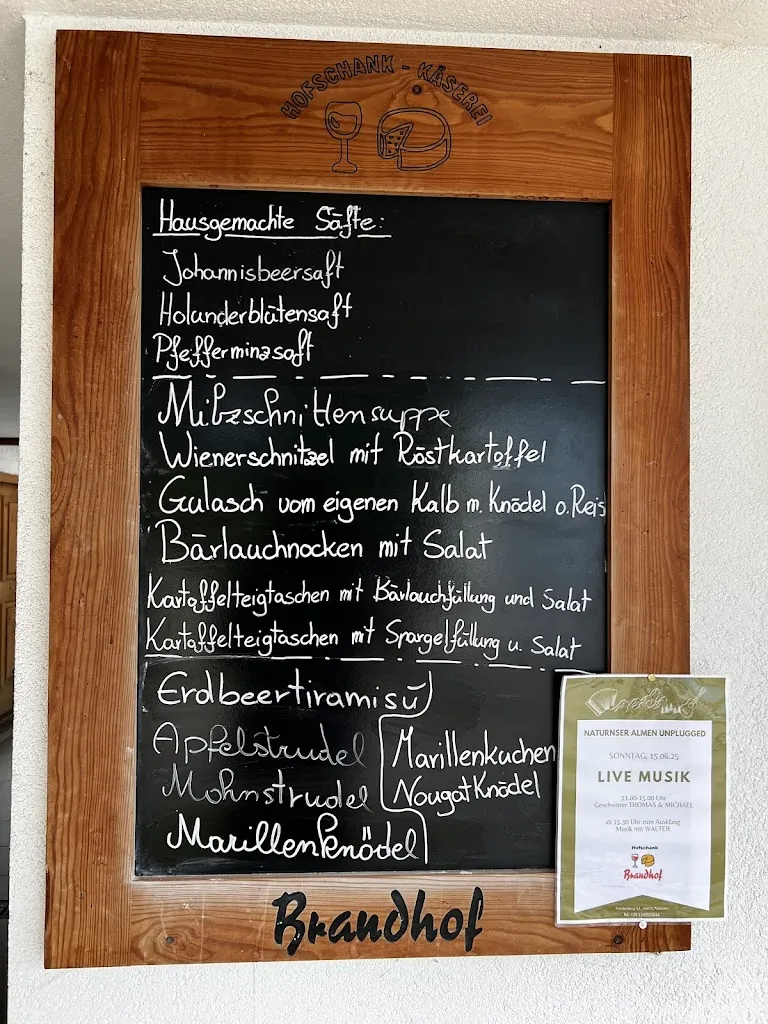 Hofschank Brandhof restaurant in Naturno