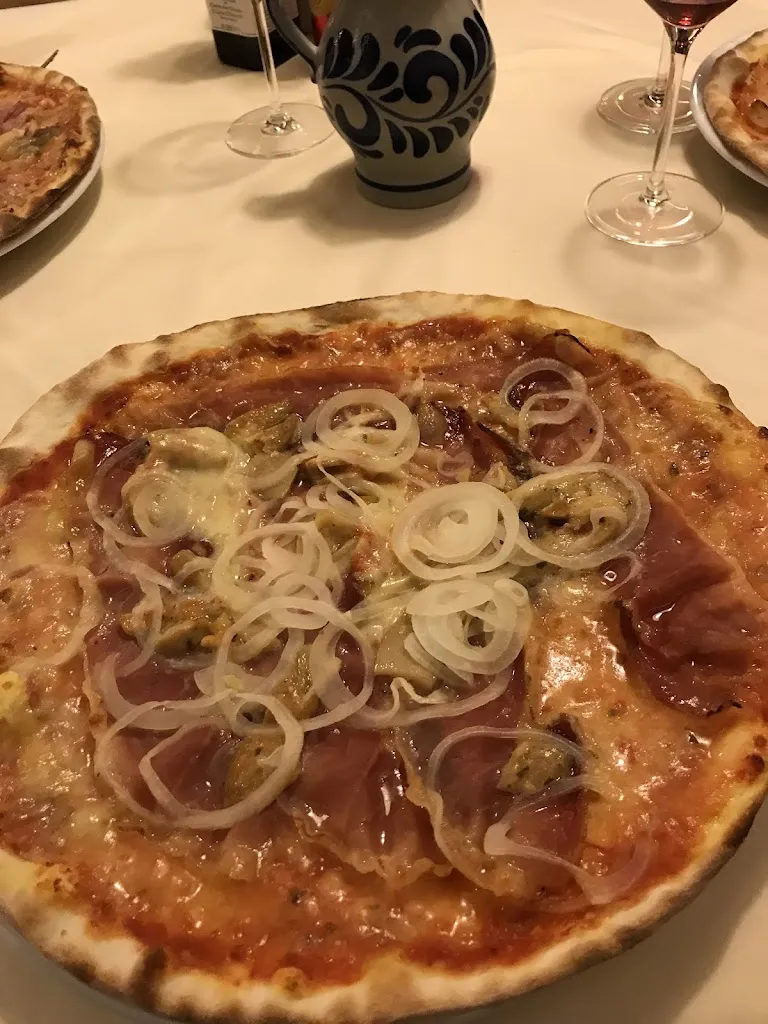 Chris E._Restaurant Pizzeria Zum Adler - Ristorante All' Aquila_Naturno_review