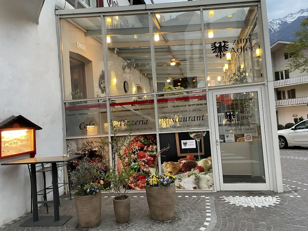 Restaurant Pizzeria Zum Adler - Ristorante All' Aquila restaurant in Naturno