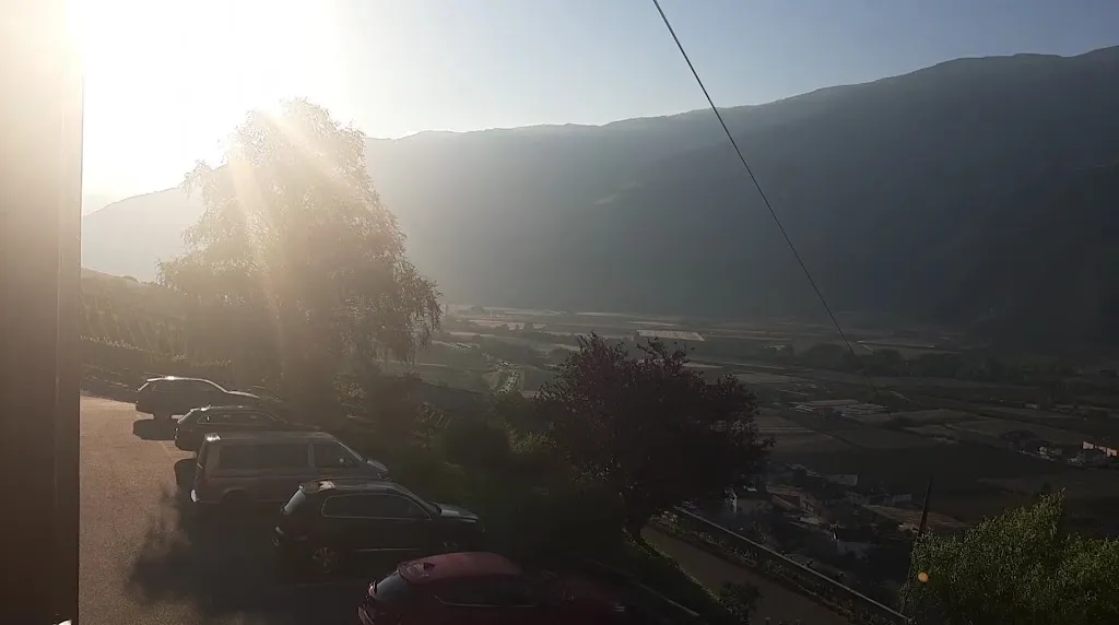 Gasthof Falkenstein restaurant in Naturno