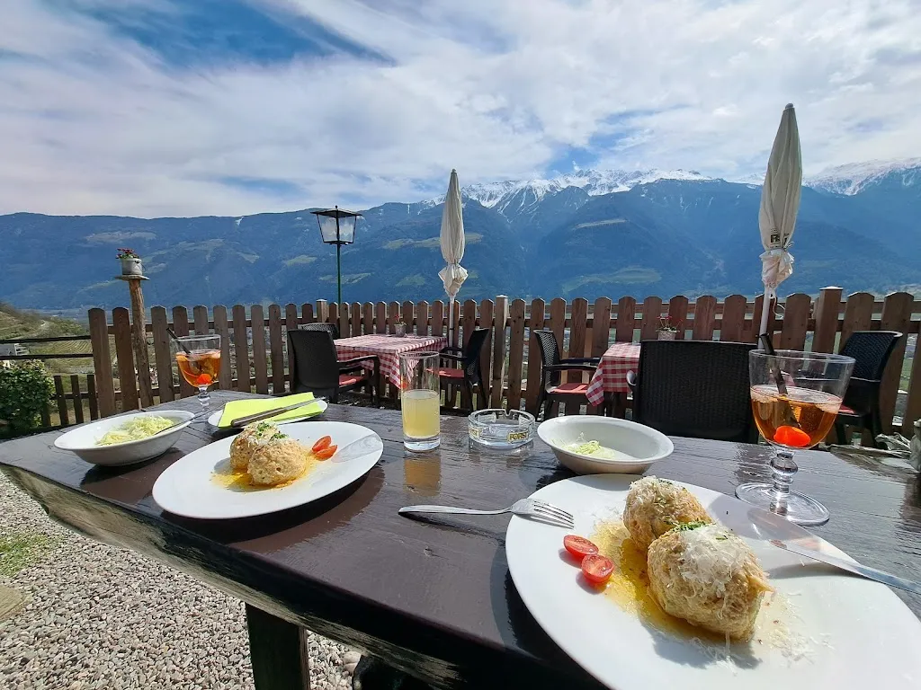 Jausenstation zum Schwalbennest_Naturno_slider_image_2
