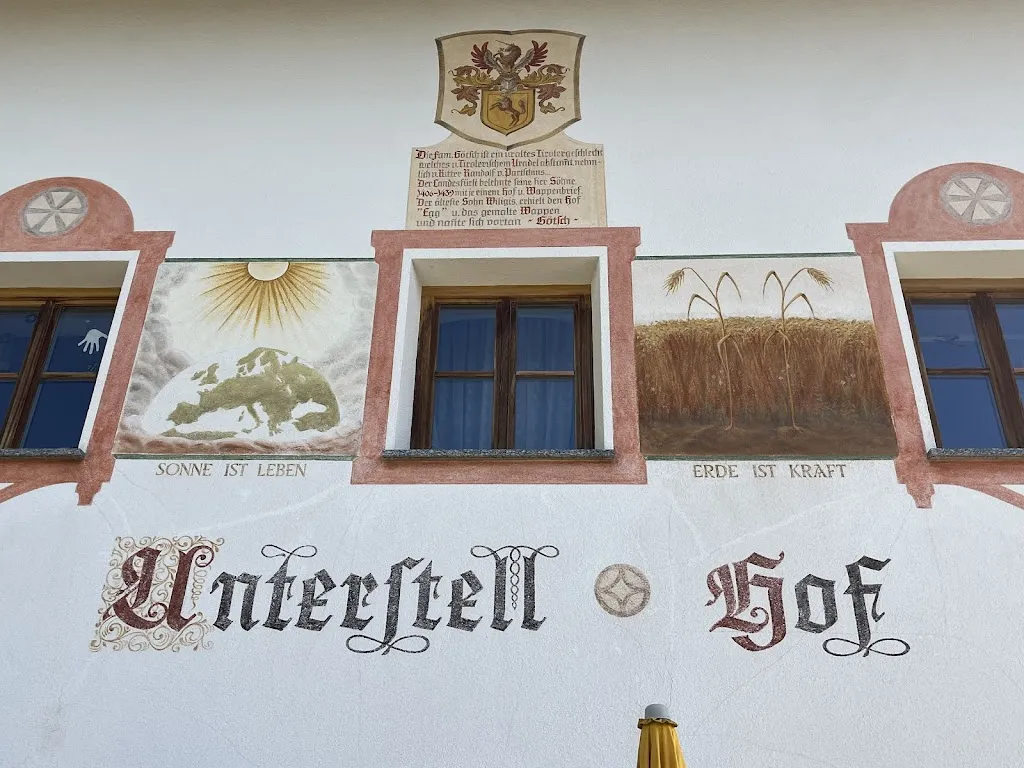 Unterstellhof restaurant in Naturno