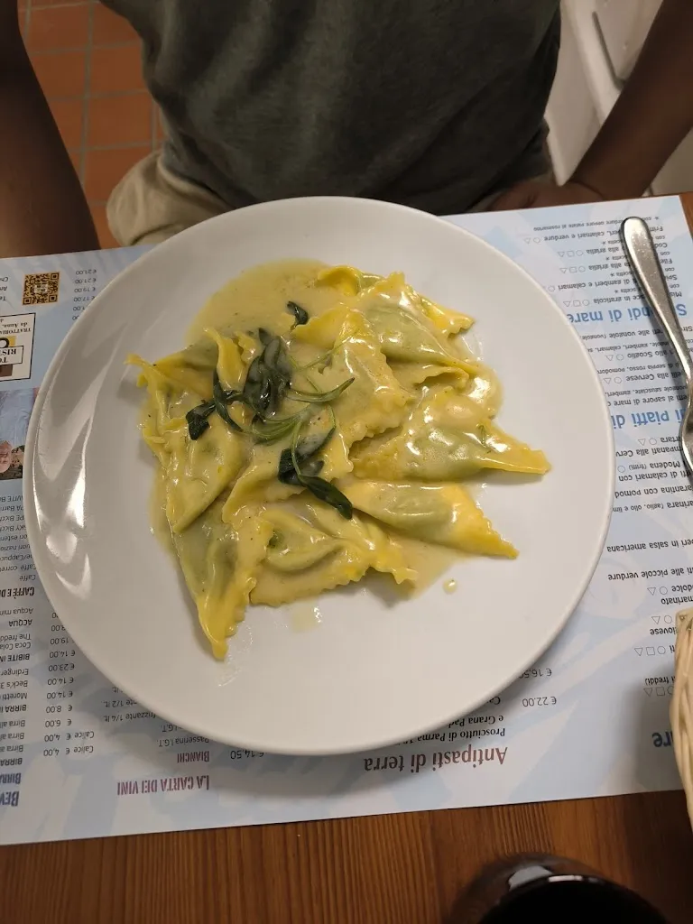 Marcel L_Ristorante Touring_Marittima_avis