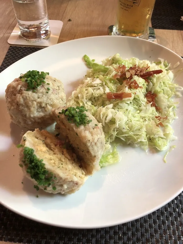 Alice Valdo_jausenstation weintal_Naturno_review