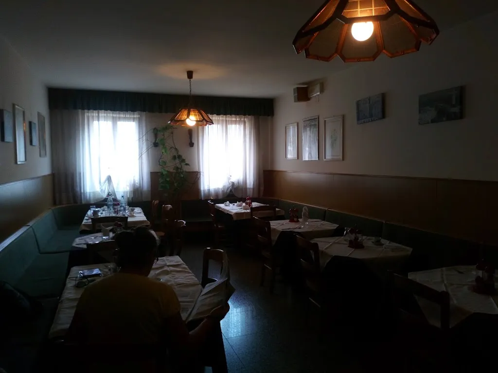 Caffè ristorante Centrale_Ospedaletto_slider_image_2