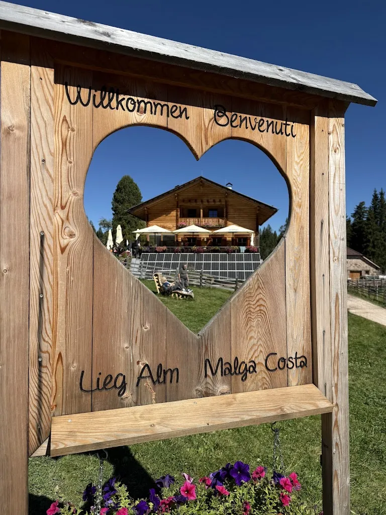 Lorenzo Molinari_Lieg Alm-Malga Costa_Nova Ponente_review