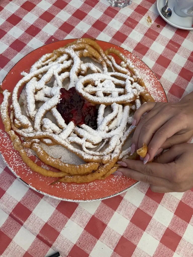 Lucy NNN_Laab Alm_Nova Ponente_review