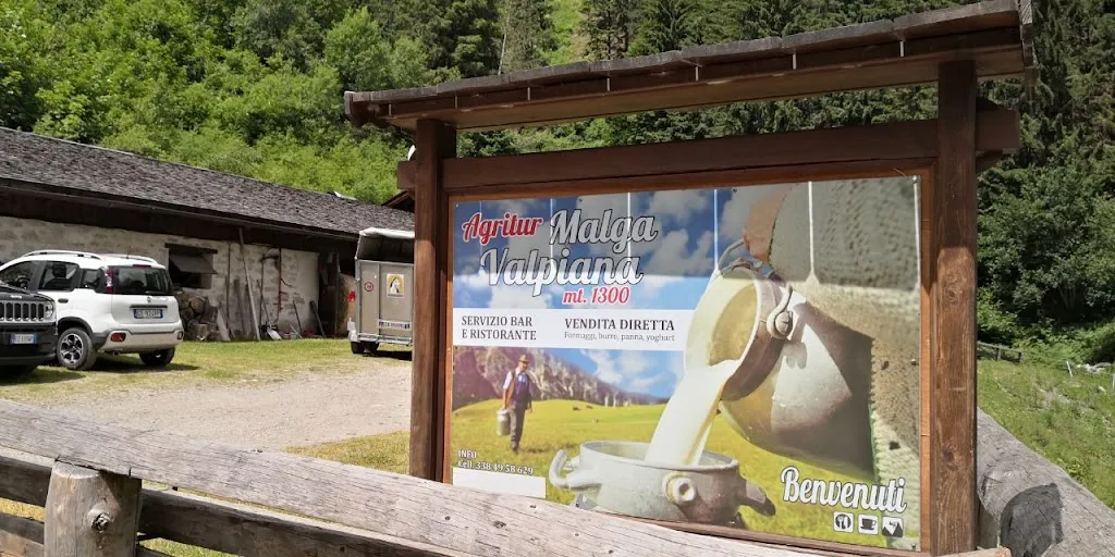 Agriturismo "Malga Valpiana" restaurant in Ossana