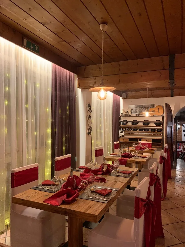 Steak House Aquila Nera restaurant in Panchià