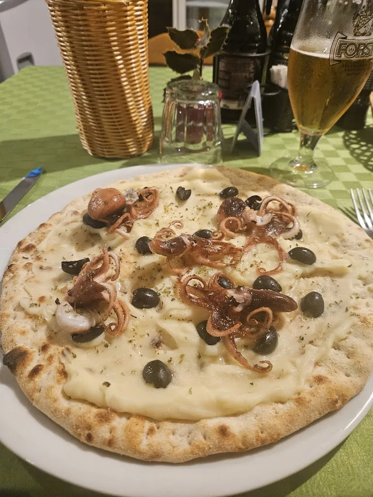 James Skinner_Osteria Pizzeria Rododendro_Pellizzano_review