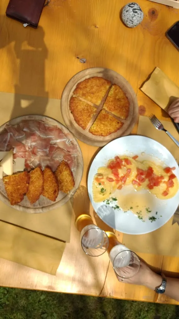 Luca Petralia_Biergarten Parco Masere_Pelugo_review