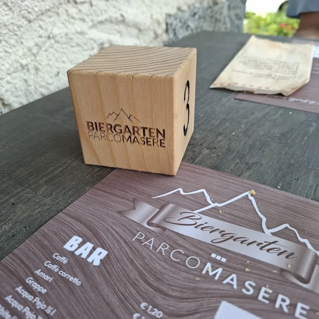 Patrizia Bonzi_Biergarten Parco Masere_Pelugo_review