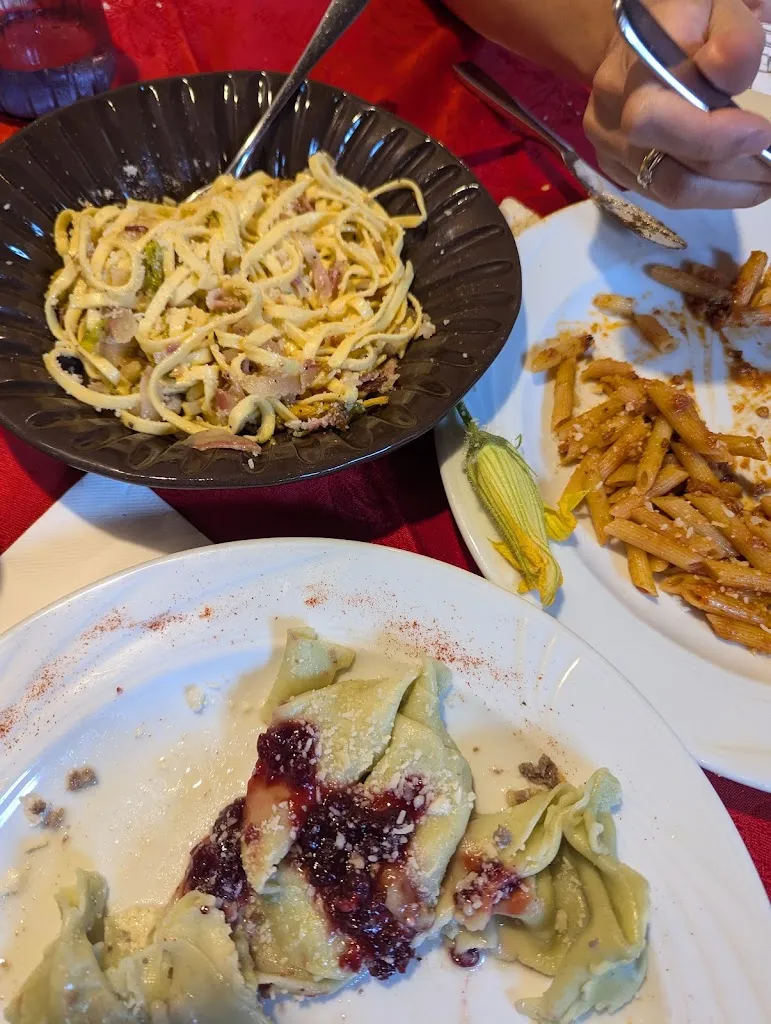 Swolla_Pub Pizzeria Ristorante Betty's Hill_Pieve Tesino_review