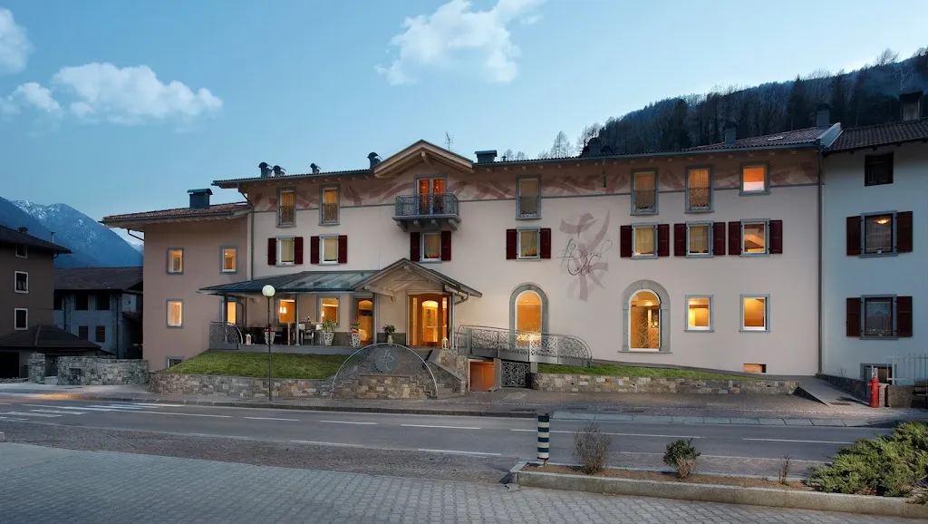 Borel Hotel restaurant in Pieve di Bono