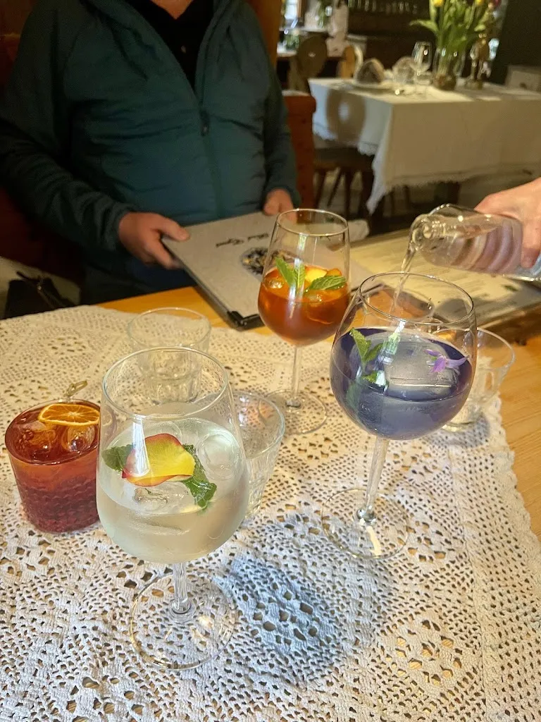 Jasmin Baumann_Restaurant Onkel Taa - K.u.K. Museum Bad Egart_Parcines_review