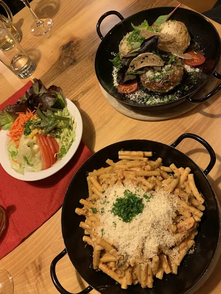 Dielleza Brada_Happichl Hof_Parcines_review