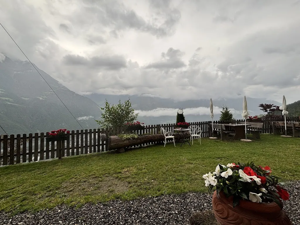 Harald Sulzbach_Gasthaus Unterobereben_Parcines_review