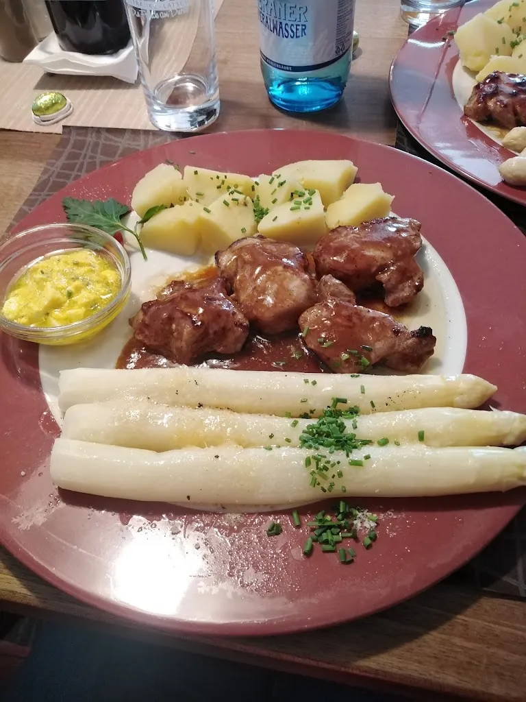 Serena Ambrogini_Gasthaus Zollwirt_Parcines_review