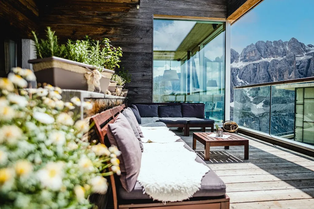 Dantercepies Mountain Lounge_Ponte Gardena_slider_image_1