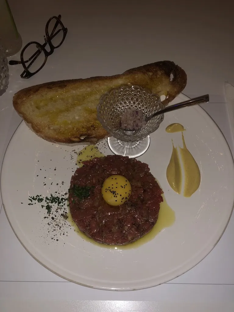 William Otterson_biancodibianco_Martano_review