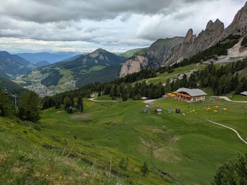 Mike Turff_Refuge Panorama_Ponte Gardena_recensione